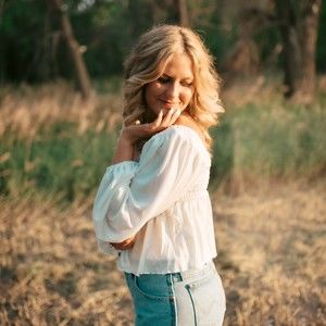 Meet your Posher, Posh